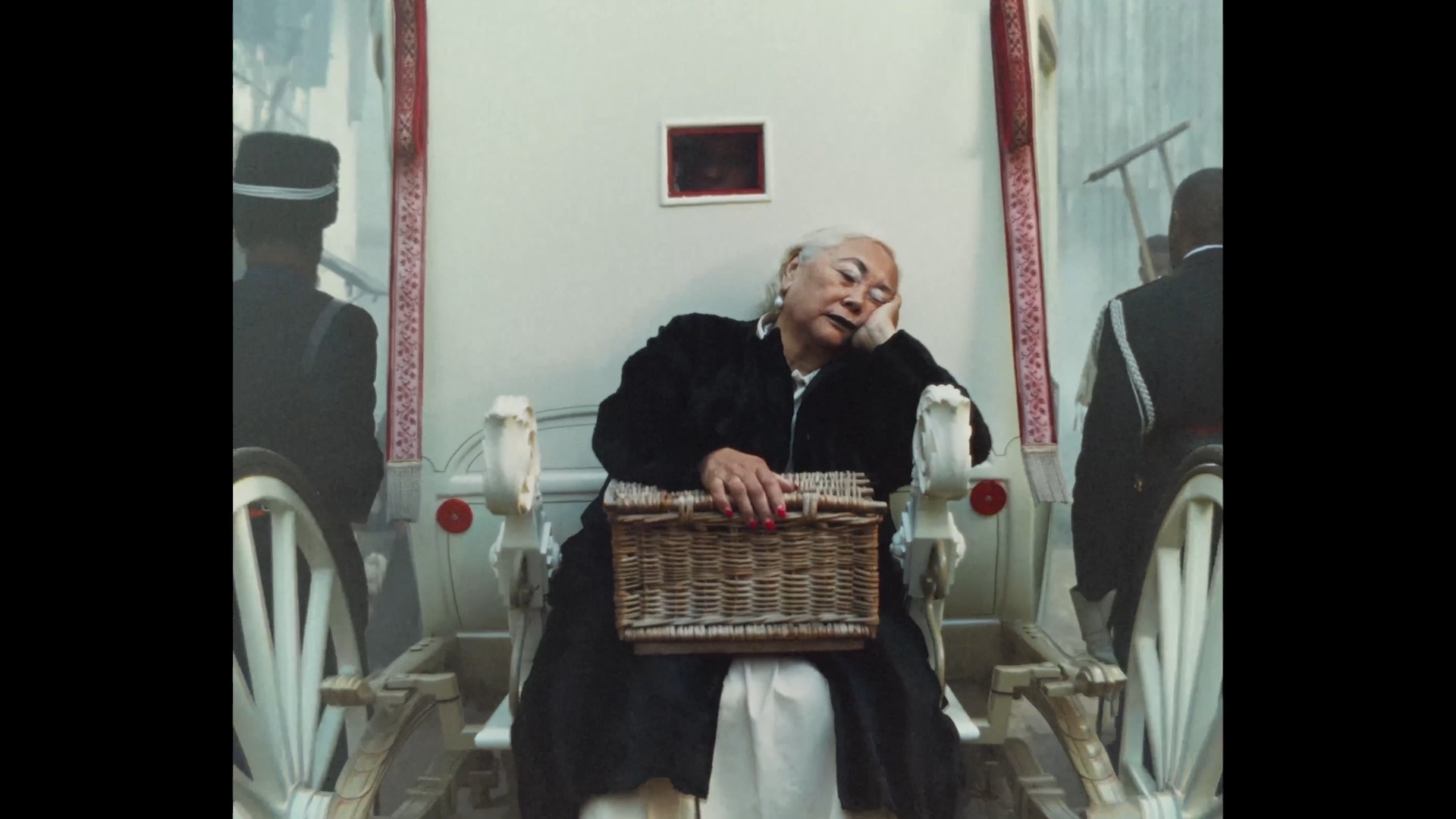 Still from "Driving
Round Looking For Unknown"